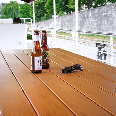 Botel Arcadia - Peniche De Standing A Avec Vue Sur La Citadelle Namur