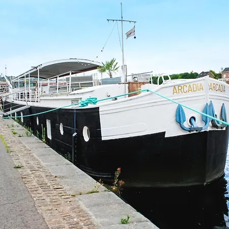 Arcadia - Péniche De Standing à Avec Vue Sur La Citadelle