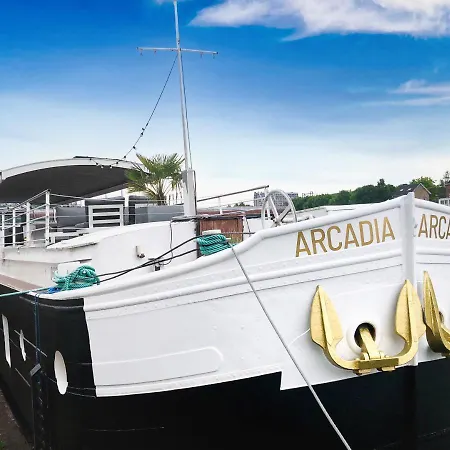 Arcadia - Péniche De Standing à Avec Vue Sur La Citadelle Namur