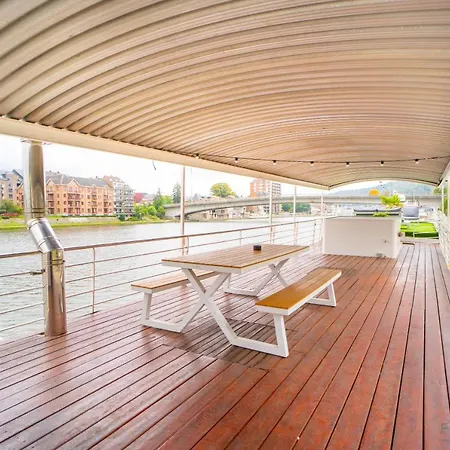 Arcadia - Peniche De Standing A Avec Vue Sur La Citadelle Botel Namur