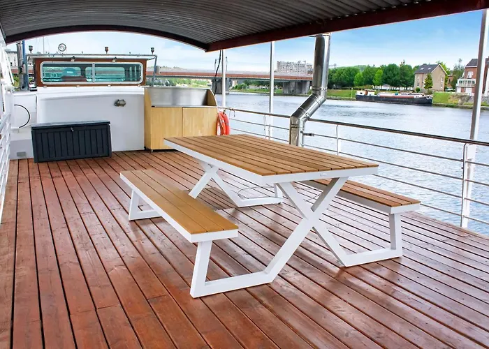 Arcadia - Peniche De Standing A Avec Vue Sur La Citadelle 船屋 那慕尔